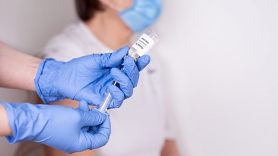 Як працюватимуть кропивницькі центри масової вакцинації у святкові дні: графік