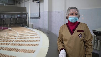 Житомирська кондитерська фабрика відновила роботу після кількатижневої перерви Житомирська кондитерська фабрика відновила роботу після кількатижневої перерви