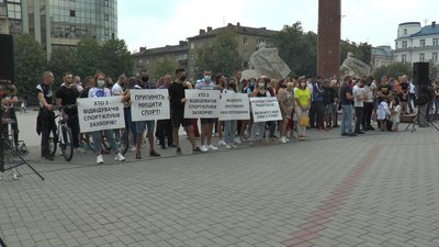 Прикарпатські спортсмени вдруге протестували проти закриття спортзалів