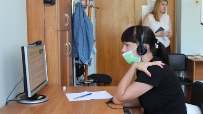 Іспит з української: у Рівному кандидати на держслужбу почали проходити тестування Іспит з української: у Рівному кандидати на держслужбу почали проходити тестування