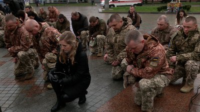 У Рівному попрощалися з військовослужбовцем Олегом Тишковим У Рівному попрощалися з військовослужбовцем Олегом Тишковим
