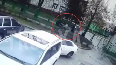 Біля будинку дитини у Харкові стріляли Біля будинку дитини у Харкові стріляли