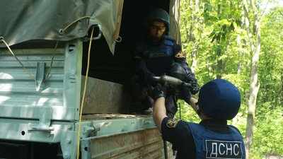 "Уважність має бути і страх": рятувальник з Тернополя розповів про досвід розмінування Харківщини