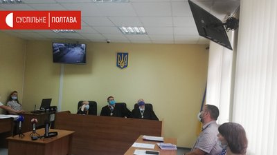 Сід переглядає відео з камер спостереження біля кафе "Ботанік" на момент слідчого експерименту, який не відбувся Сід переглядає відео з камер спостереження біля кафе "Ботанік" на момент слідчого експерименту, який не відбувся