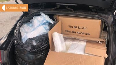 Майже 40 тисяч медичних масок намагалися вивезти з України Майже 40 тисяч медичних масок намагалися вивезти з України
