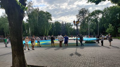 У Вінниці відбулась акція до Дня кримськотатарського прапора У Вінниці відбулась акція до Дня кримськотатарського прапора