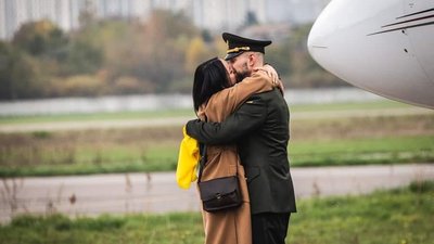"Не встиг оговтатись, як рік я вже на волі" – інтерв'ю з нацгвардійцем Віталієм Марківим "Не встиг оговтатись, як рік я вже на волі" – інтерв'ю з нацгвардійцем Віталієм Марківим