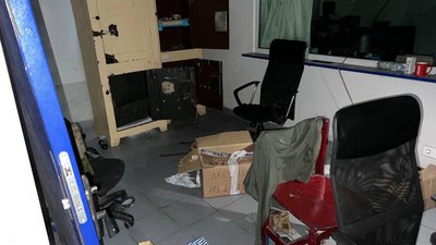 У поліції показали, як виглядає відділ у звільненій Балаклії, в якому окупанти влаштували штаб У поліції показали, як виглядає відділ у звільненій Балаклії, в якому окупанти влаштували штаб