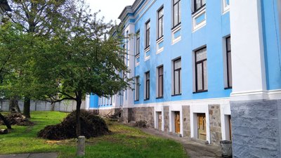 У Житомирі на внутрішньому дворику обласного краєзнавчого музею вирішили створити рекреаційну зону У Житомирі на внутрішньому дворику обласного краєзнавчого музею вирішили створити рекреаційну зону