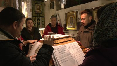 У храмі Іоанна Богослова у Харкові святкують Різдво, 25 грудня 2023 року У храмі Іоанна Богослова у Харкові святкують Різдво, 25 грудня 2023 року