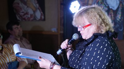 "Мельпомена Таврії": у Херсоні волонтерка в рамках фестивалю представила щоденник війни "Мельпомена Таврії": у Херсоні волонтерка в рамках фестивалю представила щоденник війни