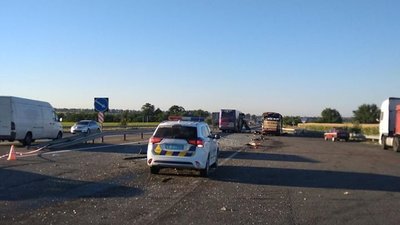 2 загиблих, 11 травмованих. ДТП на автодорозі Київ-Oдеса 2 загиблих, 11 травмованих. ДТП на автодорозі Київ-Oдеса
