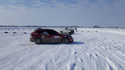 "Головне - правильні шини і емоції": у Черкасах стартувало зимове ралі "Головне - правильні шини і емоції": у Черкасах стартувало зимове ралі