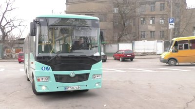 Послаблення карантину: у Херсоні відновили автобусні перевезення на дачі