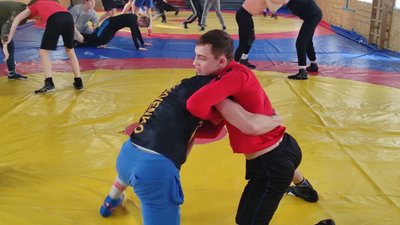 Студенти спортколеджу із Донеччини, які переїхали до Полтави, готуються до чемпіонатів Європи Студенти спортколеджу із Донеччини, які переїхали до Полтави, готуються до чемпіонатів Європи