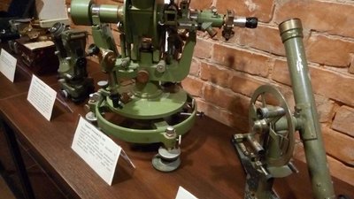 У Харкові в музеї астрономії представили експонати 200-річної давнини У Харкові в музеї астрономії представили експонати 200-річної давнини