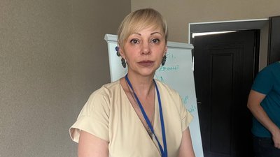 Центр допомоги переселенцям у Кривому Розі організував курси для шиття Центр допомоги переселенцям у Кривому Розі організував курси для шиття