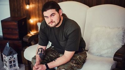 Розбив шибки в Офісі президента: що відомо про Влада Сорда, якого затримали на мітингу за Стерненка