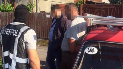Іноземця, який був у міжнародному розшуку, затримали на Закарпатті