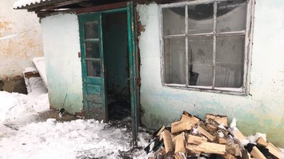 На Буковині, у сім'ї, у котрої померло немовля через чадний газ, перебувала на обліку На Буковині, у сім'ї, у котрої померло немовля через чадний газ, перебувала на обліку