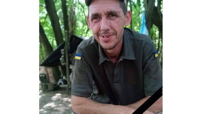 У боях за Україну загинули четверо бійців з Дніпропетровщини У боях за Україну загинули четверо бійців з Дніпропетровщини