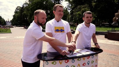 "Доброго вечора, ми з України": у Чернігові погасили нову марку від Укрпошти
