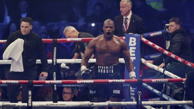 Олександра Усика зобов'язали провести бій з регулярним чемпіоном WBA: що відомо