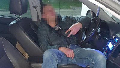 У Рівному водій з ознаками сп'яніння видавав себе за пасажира – поліція У Рівному водій з ознаками сп'яніння видавав себе за пасажира – поліція