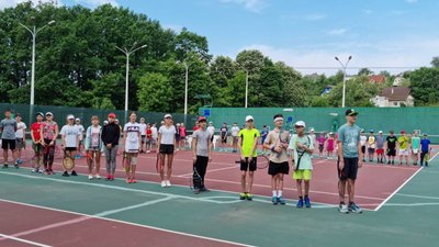 Юні спортсмени змагалися на чемпіонаті міста Суми з тенісу
