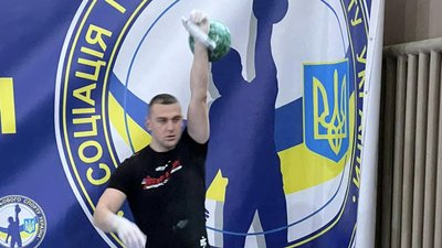 Олександр Юрик на чемпіонаті Світу з гирьового спорту. Грудень 2023. Олександр Юрик на чемпіонаті Світу з гирьового спорту. Грудень 2023.