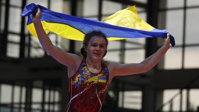 Жіноча збірна України ввійшла до топ-3 команд на молодіжному чемпіонаті світу-2022 з боротьби: медальний залік