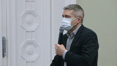 Третю, бустерну, дозу вакцини від коронавірусу у Чернігові отримала 231 людина Третю, бустерну, дозу вакцини від коронавірусу у Чернігові отримала 231 людина
