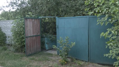 Шукають сина загиблої: поліція розслідує вбивство пенсіонерки у Чернігові Шукають сина загиблої: поліція розслідує вбивство пенсіонерки у Чернігові