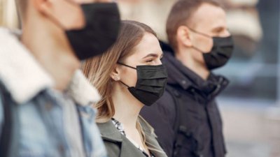 За добу коронавірус виявили у 214 жителів області. П’ять людей померли, одужали 181