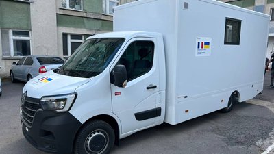 Рівненщина отримала флюоромобіль. Куди він виїжджатиме найперше