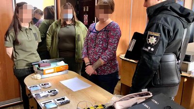 В Одесі медика підозрюють у спробі пронести заборонені предмети до СІЗО