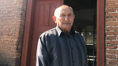 Петро Юзва, житель села Чабарівка на Тернопільщині Петро Юзва, житель села Чабарівка на Тернопільщині