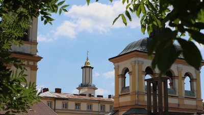 Ратуша, погода, архітектура, дзвіниця