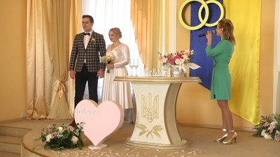 22 лютого у Житомирі весільний аншлаг – зареєстрували шлюб 35 пар