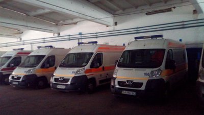 У Кропивницькому медики швидкої допомоги не отримали надбавки за те, що лікують хворих на Covid-19 У Кропивницькому медики швидкої допомоги не отримали надбавки за те, що лікують хворих на Covid-19