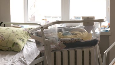 "Нас називають "ранні пташки". Як прикарпатські медики доглядають за передчасно народженими дітьми "Нас називають "ранні пташки". Як прикарпатські медики доглядають за передчасно народженими дітьми