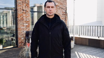 "Казали: на заході України польські поліцаї ходять". Історія Миколи Смирнова з Донеччини, який пережив три роки полону РФ
