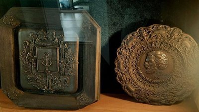 Окупанти викрали в Маріуполі колекцію українського медальєра Юхима Харабета Окупанти викрали в Маріуполі колекцію українського медальєра Юхима Харабета