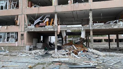 РФ завдала удару по Лозовій на Харківщині: зруйнована школа