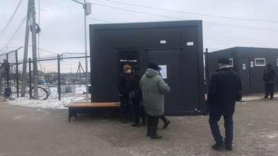 "Не всі знають": на КПВВ Станиця Луганська запрацював модуль для вакцинації від COVID-19 "Не всі знають": на КПВВ Станиця Луганська запрацював модуль для вакцинації від COVID-19