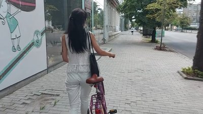 "Треба приносити не тільки їжу, а й настрій": як харківська волонтерка розвозить гумдопомогу "Треба приносити не тільки їжу, а й настрій": як харківська волонтерка розвозить гумдопомогу