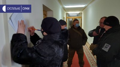 У Сумах ветерани війни мітингували під ОДА У Сумах ветерани війни мітингували під ОДА