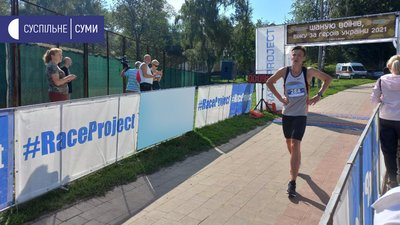 У Сумах відбувся забіг "Шаную воїнів, біжу за героїв України" У Сумах відбувся забіг "Шаную воїнів, біжу за героїв України"