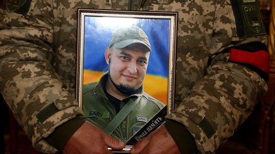 В Сумах попрощались з двома воїнами-захисниками Станіславом Євтушенком та Денисом Рудиченком В Сумах попрощались з двома воїнами-захисниками Станіславом Євтушенком та Денисом Рудиченком