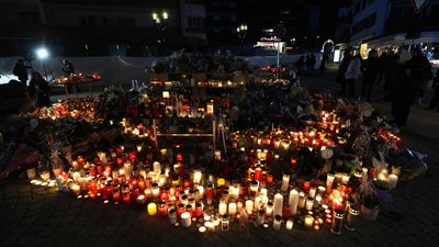 У Швейцарії загорівся меморіал жертвам і постраждалим від пожежі в барі Le Constellation